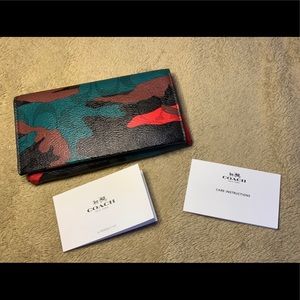 🎉HP🎉 Coach Men’s Signature Phone Wallet
